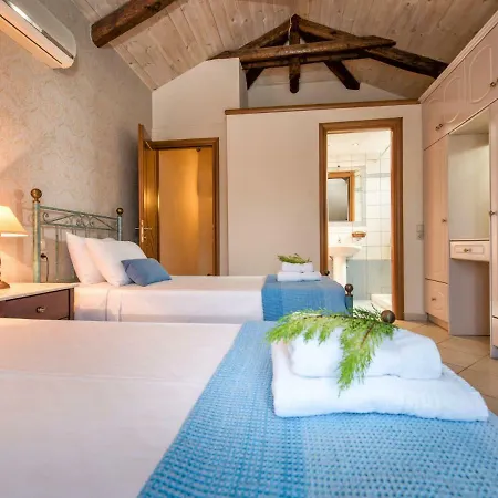 Holiday Deluxe With Private Pool *
